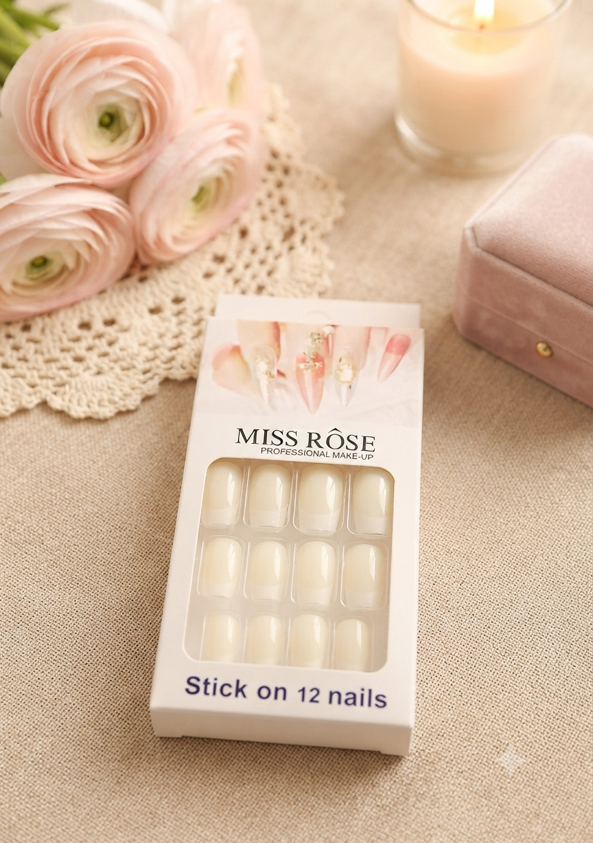 A Little Box Full of Pretty Things. 🌸