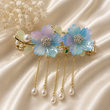Sky Bloom Tassel Hair Clip