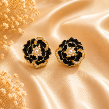 Black Bloom Pearl Stud Earrings 🖤✨