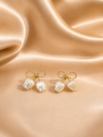 Cute Pearl Ribbon Earrings